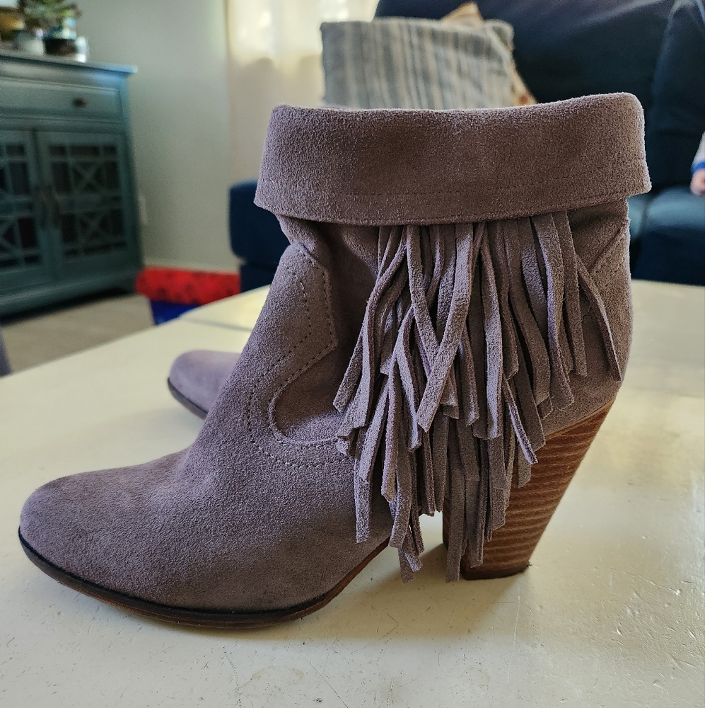 Steve Madden Pallas Taupe Booties